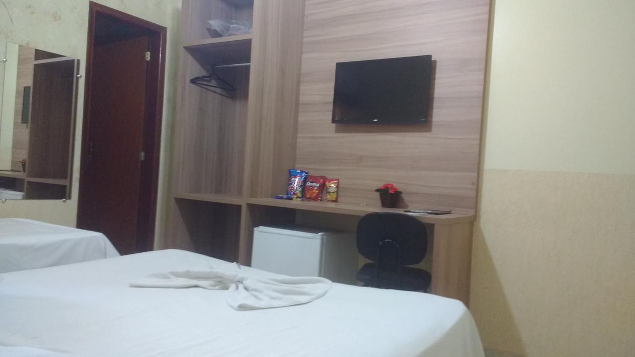 Hotel Paulista Unai Екстер'єр фото