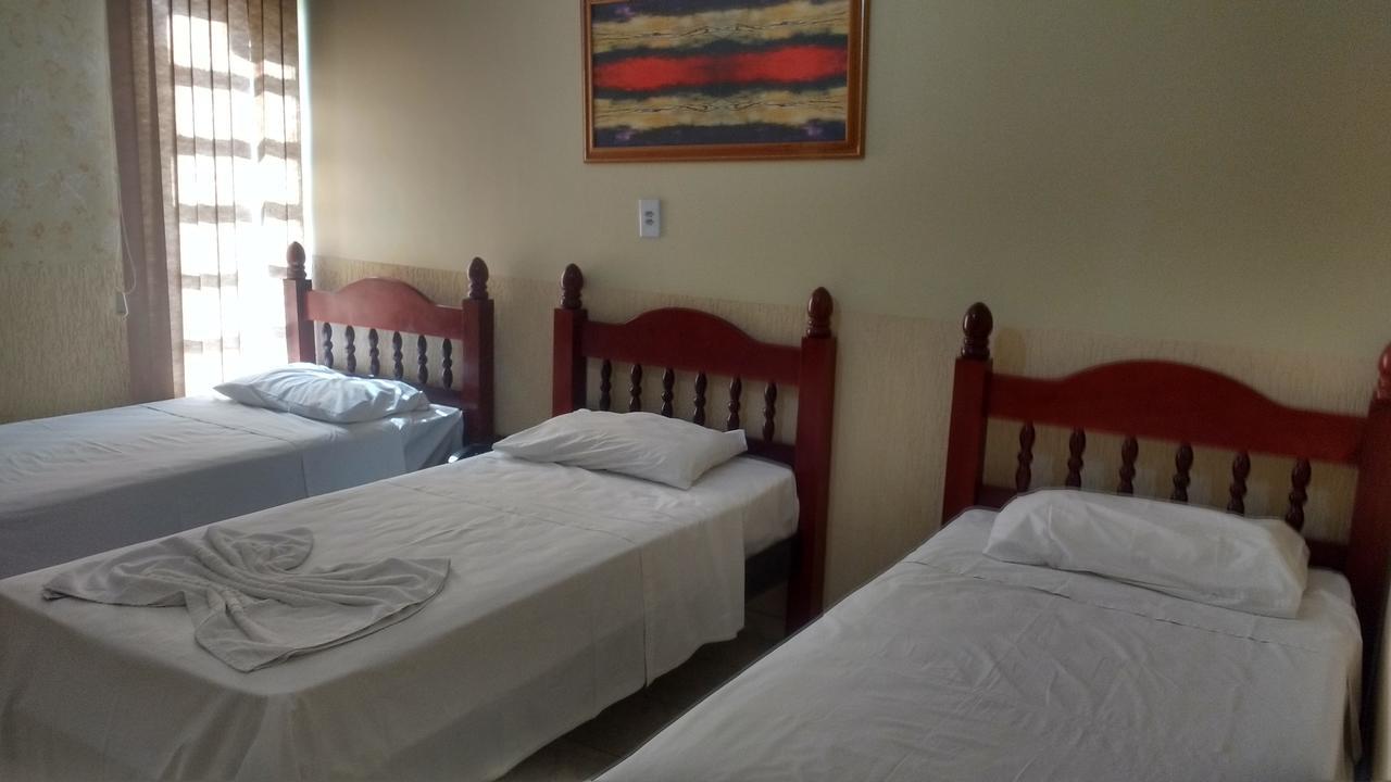 Hotel Paulista Unai Екстер'єр фото