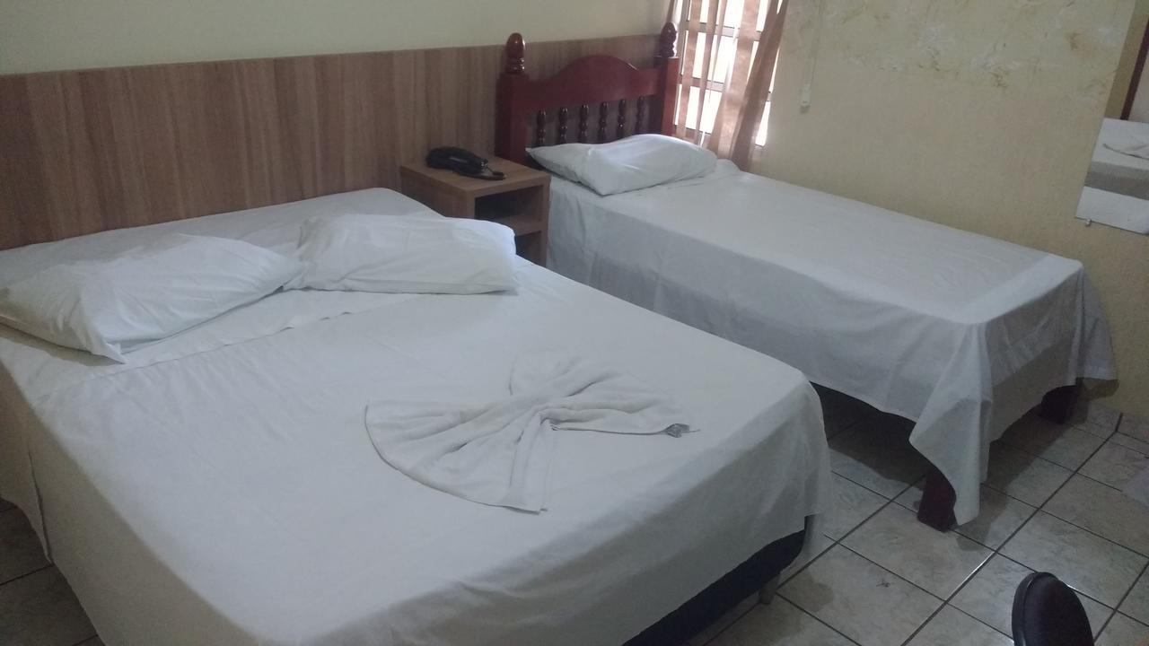 Hotel Paulista Unai Екстер'єр фото